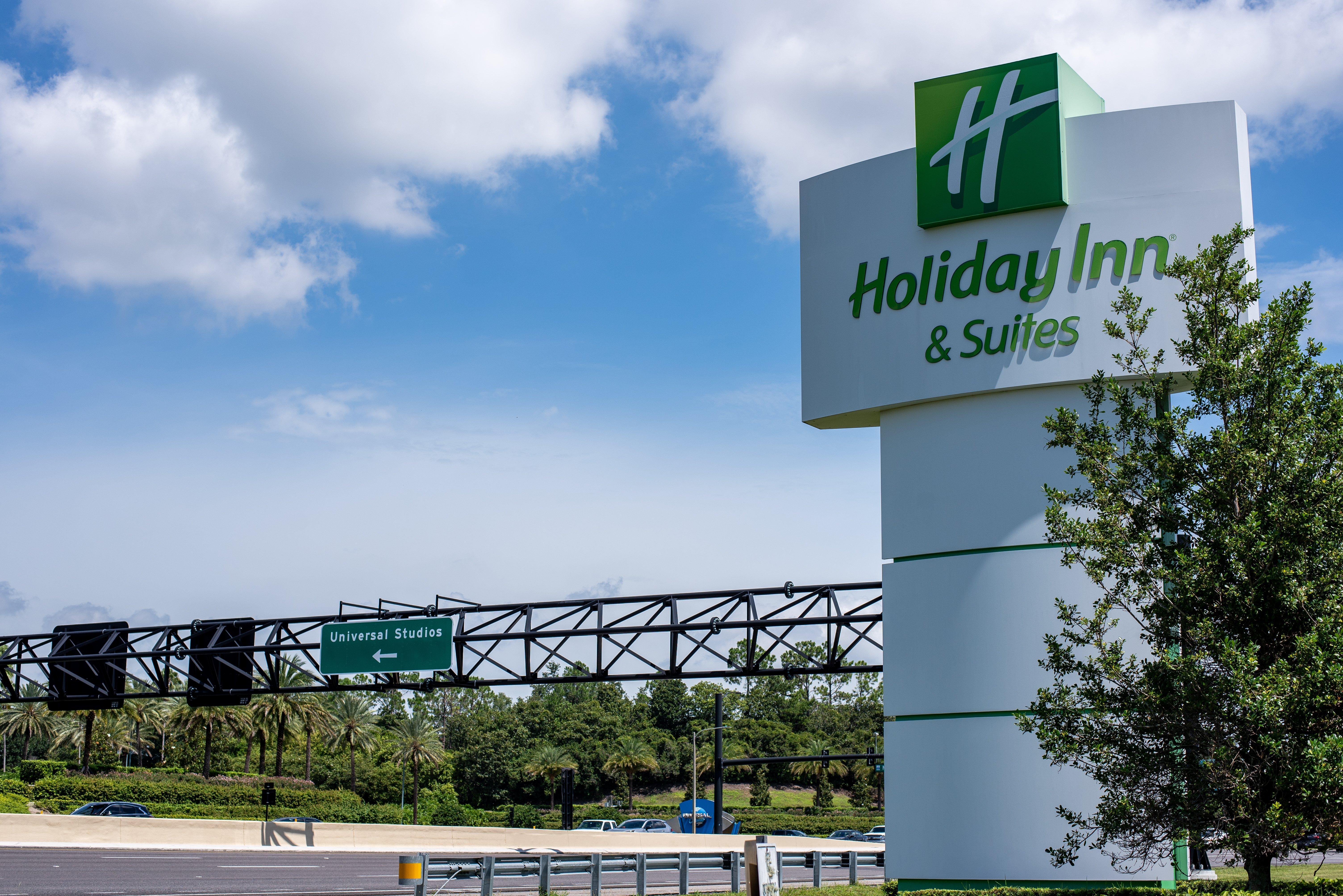 Holiday Inn & Suites Across From Universal Orlando By Ihg Exterior photo