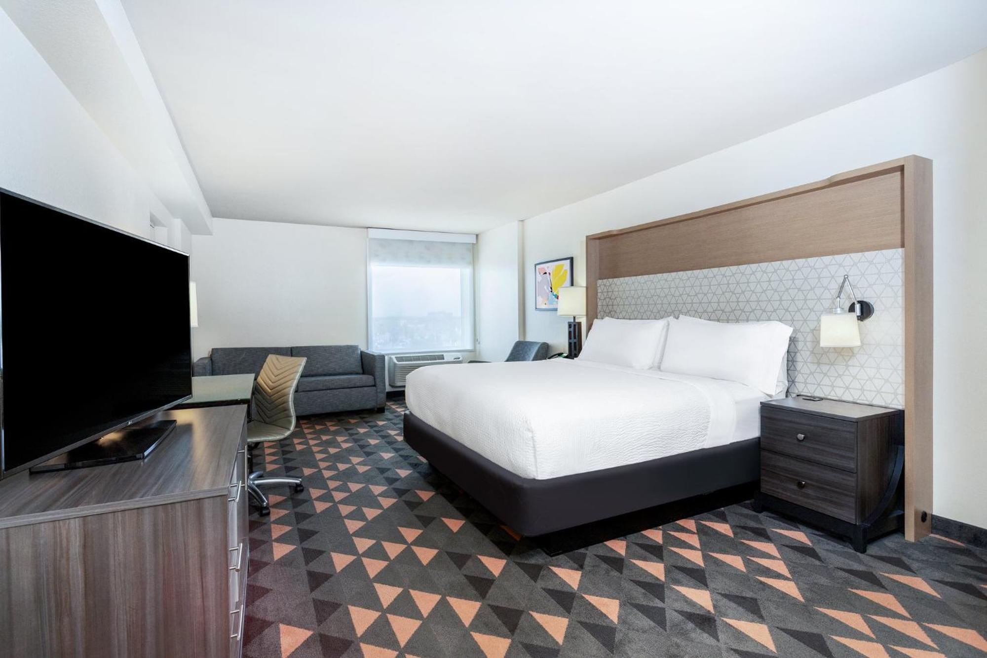 Holiday Inn & Suites Across From Universal Orlando By Ihg Exterior photo