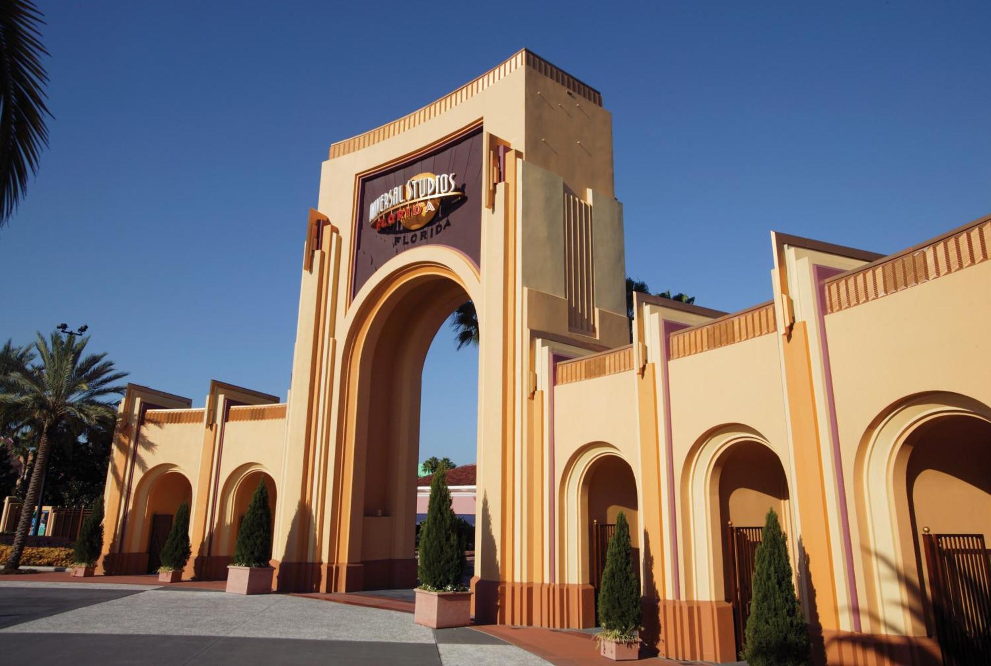 Holiday Inn & Suites Across From Universal Orlando By Ihg Exterior photo